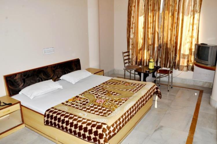 Hotel Kirti Plaza Chittorgarh Εξωτερικό φωτογραφία